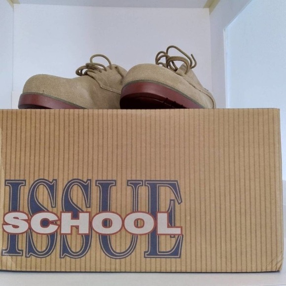 School Issue Classic Suede Oxford Shoes Size 7.5 Wide - Picture 5 of 7